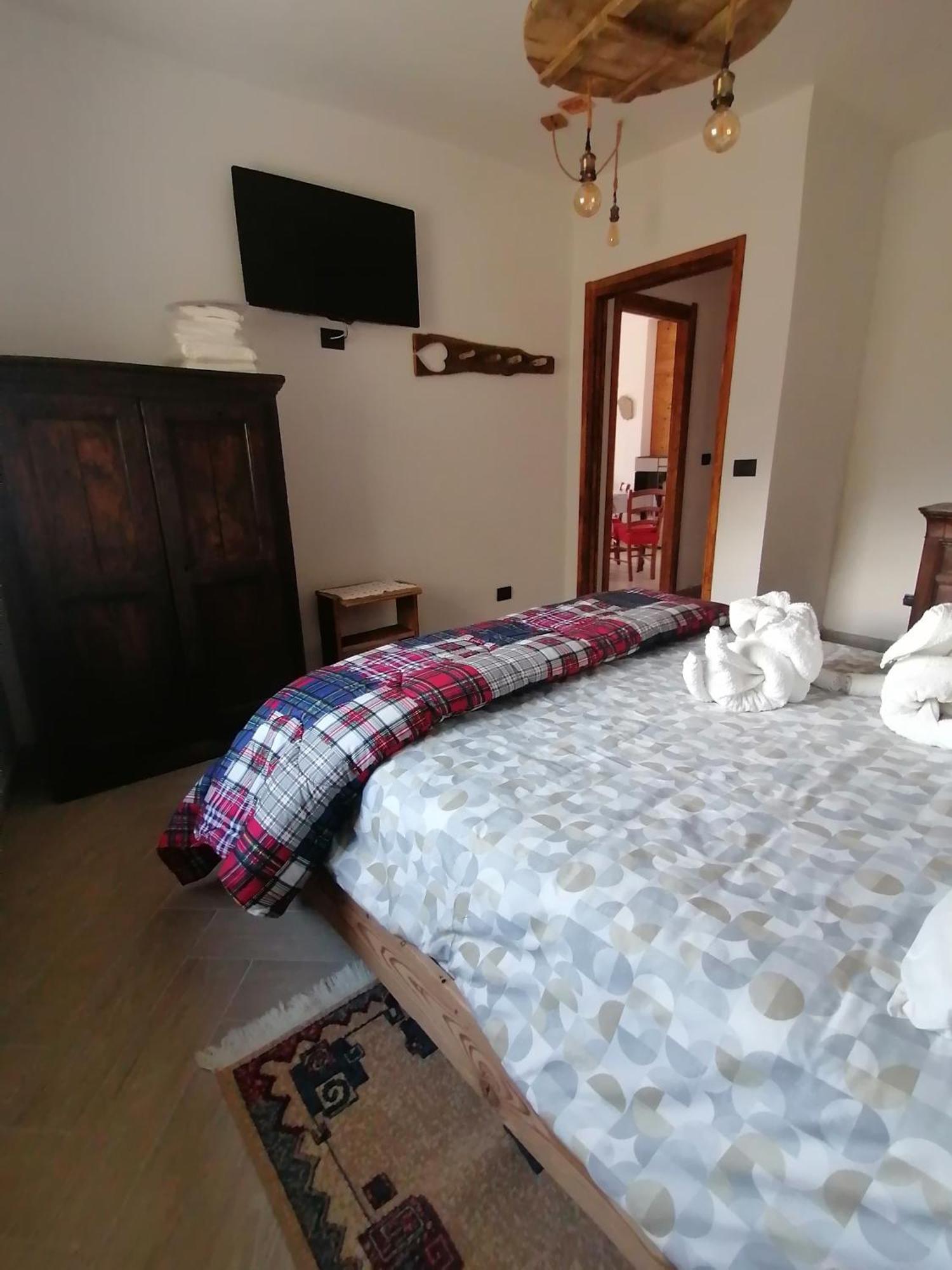 Ca Ad Me Pare Alloggio Con Terrazza Panoramica Монченисио Екстериор снимка