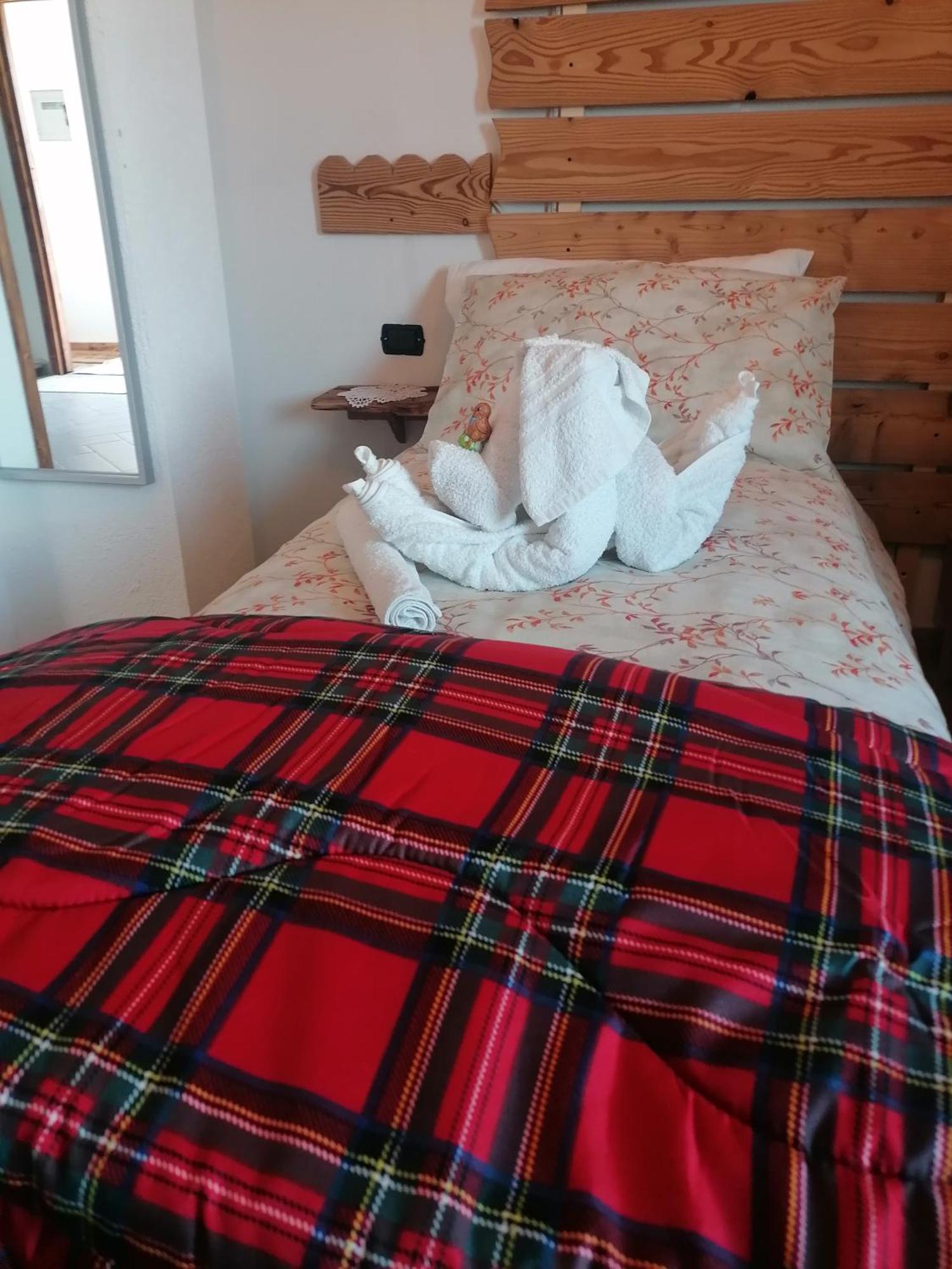 Ca Ad Me Pare Alloggio Con Terrazza Panoramica Монченисио Екстериор снимка