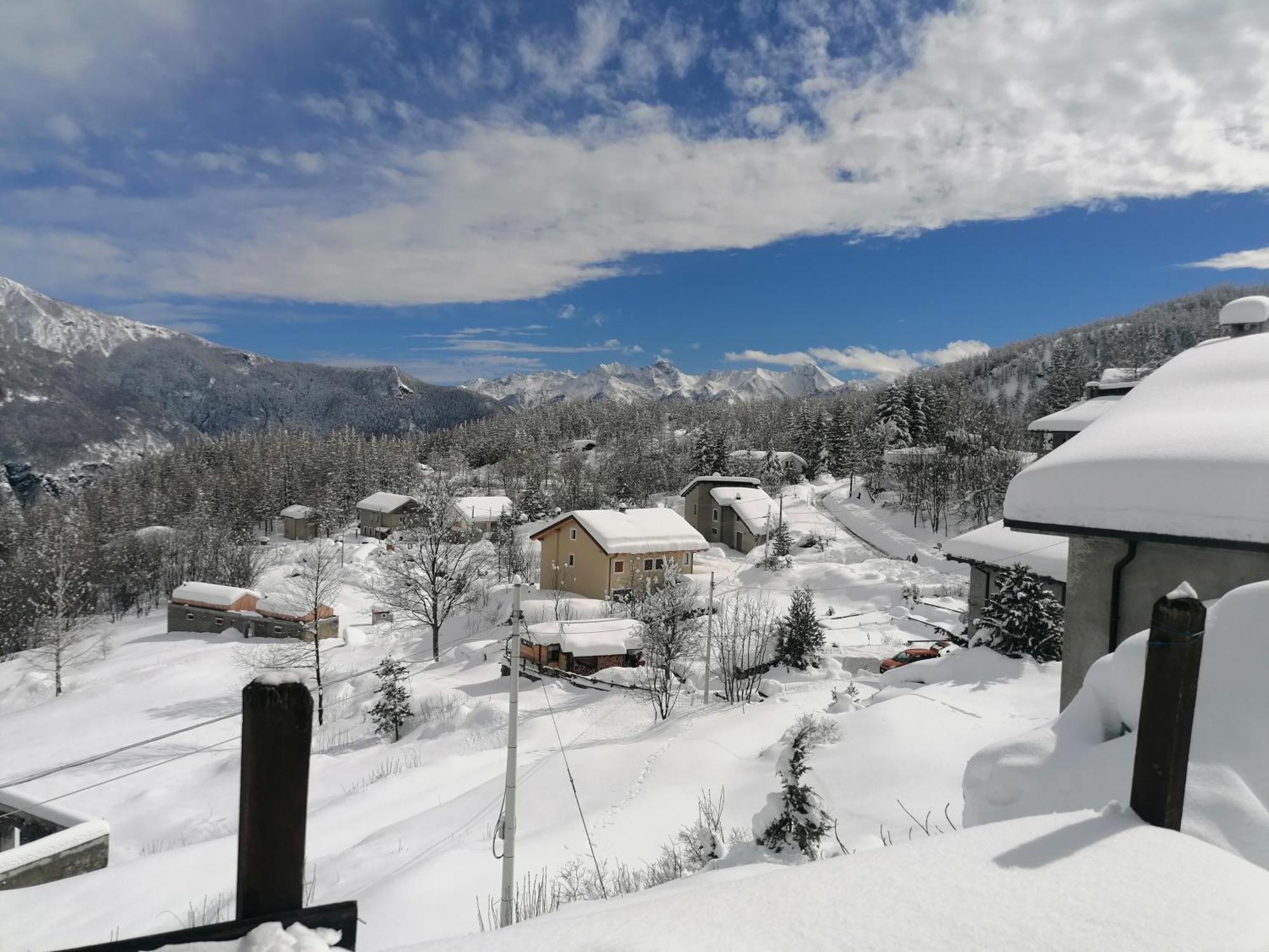 Ca Ad Me Pare Alloggio Con Terrazza Panoramica Монченисио Екстериор снимка