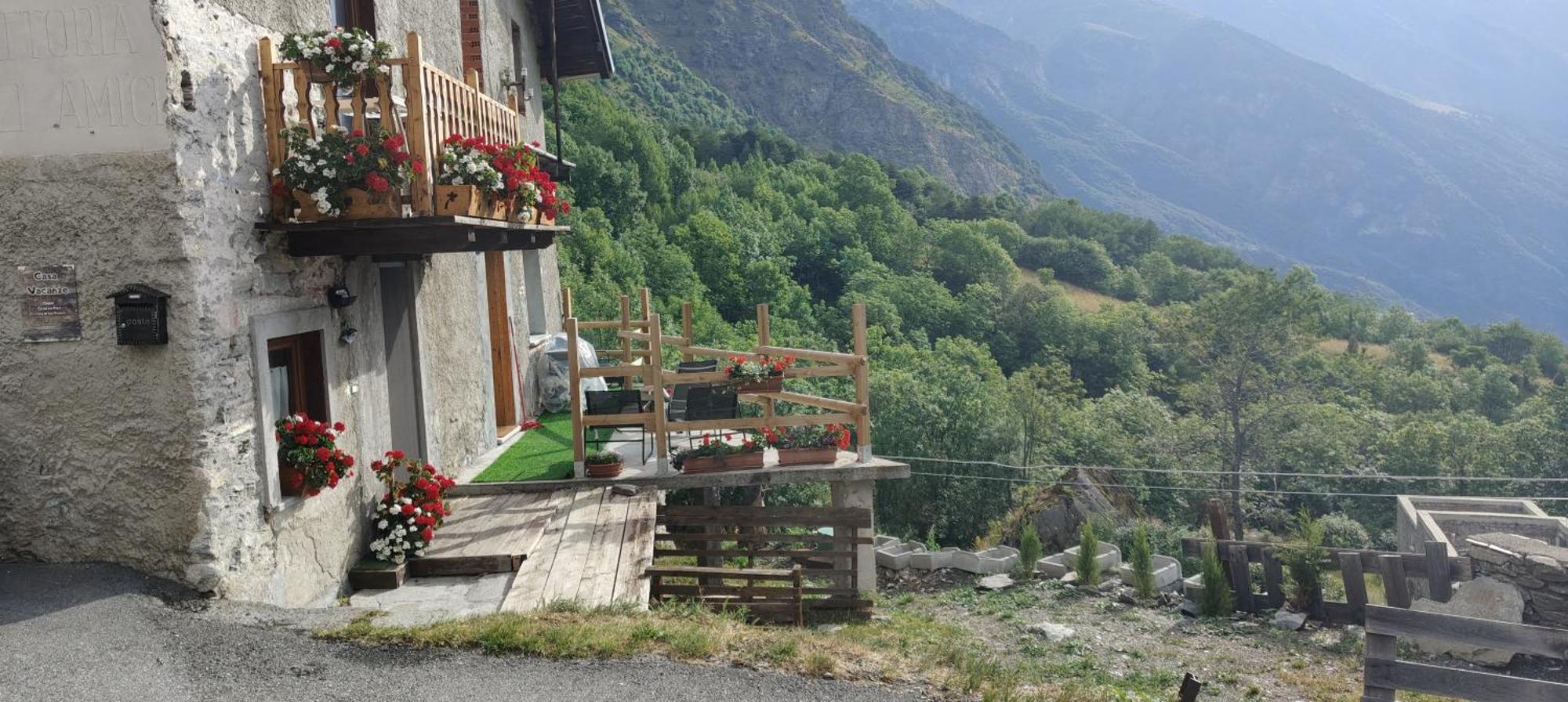 Ca Ad Me Pare Alloggio Con Terrazza Panoramica Монченисио Екстериор снимка